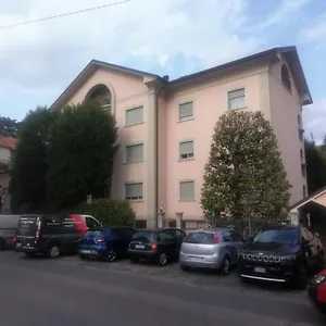 casa-vacanze-la-mela.it-lombardy.com/